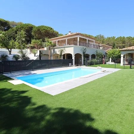 Apartment Magnifique Rez De Jardin A 150 M De La
