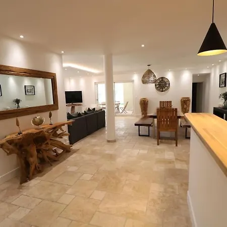 Appartamento Magnifique Rez De Jardin à 150 M De La *